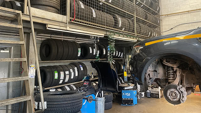 Thrapston Garage